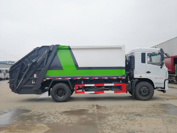 東風(fēng)專底國六10~14方壓縮式垃圾車