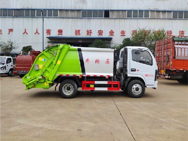 東風小多利卡國六4方藍牌壓縮式垃圾車