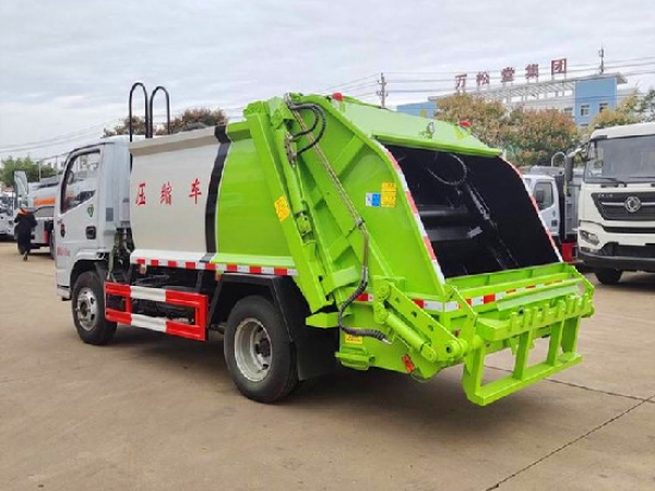 東風小多利卡國六4方藍牌壓縮式垃圾車