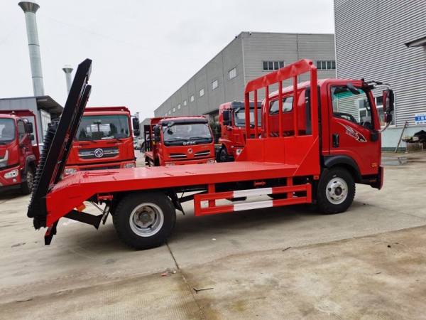 重汽王牌小黃牌平板運輸車
