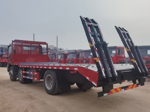 （國六）福田瑞沃小三軸平板運輸車