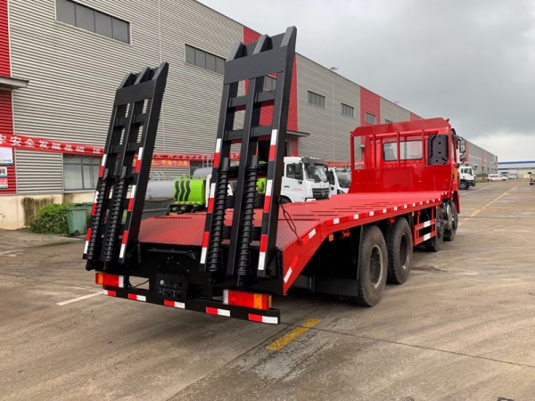 東風錦程前四后八平板拖車
