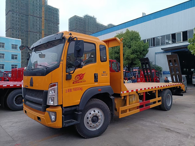 國六重汽豪沃單橋平板運(yùn)輸車