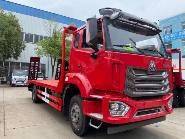 重汽浩瀚國(guó)六平板運(yùn)輸車