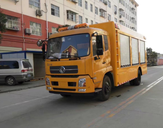 東風(fēng)天錦搶險工具車